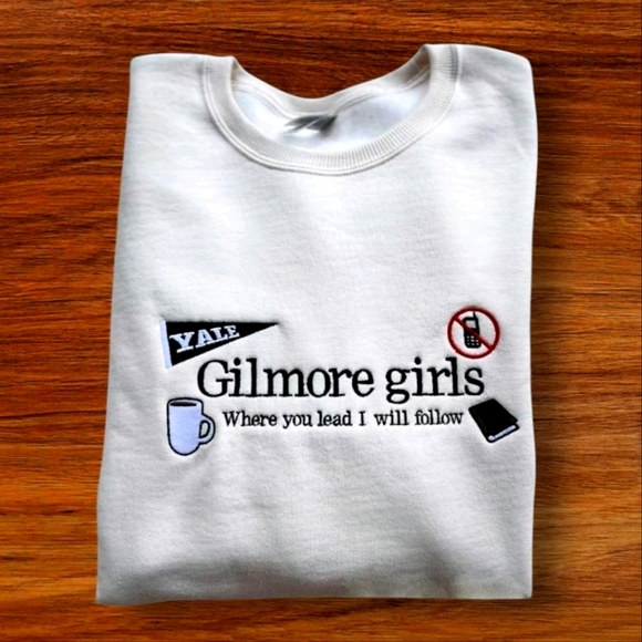 Gilmore girls  sweater brand new - Picture 1 of 2